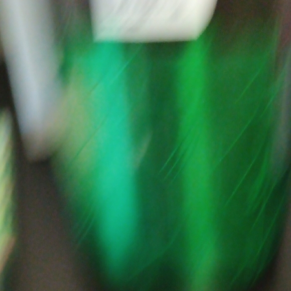 Owala Green Elphaba & Pink Glinda FreeSip 32 oz Wicked Water Bottles & BONUS! - Picture 7 of 8